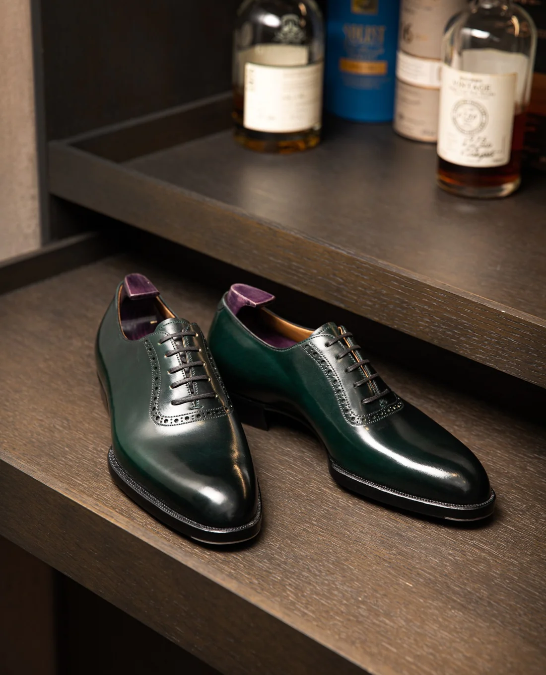 Olive Patina Brogues – Handcrafted Leather Elegance